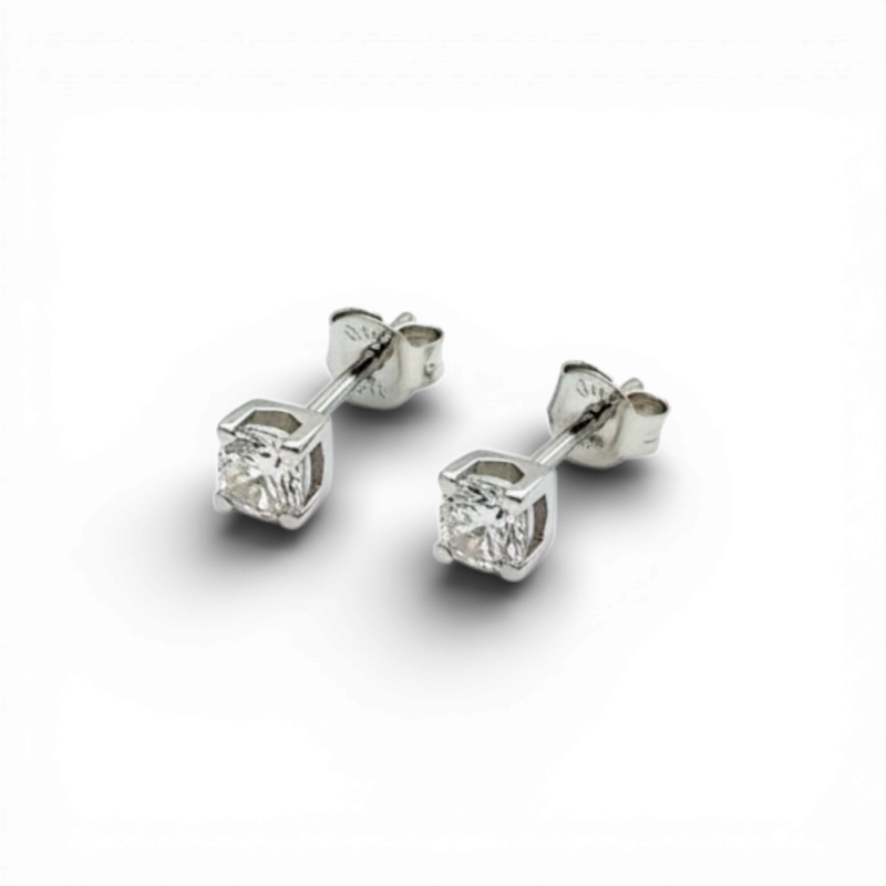 Orecchini punto luce 4 mm