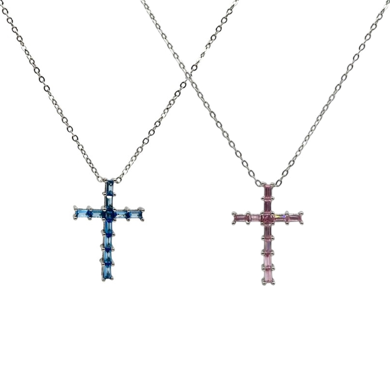 Collana Croce con baguette